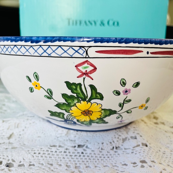 Tiffany Lisbon Large Salad Serving Bowl 10 inch in Excellent Condition with Box - Picture 9 of 11
